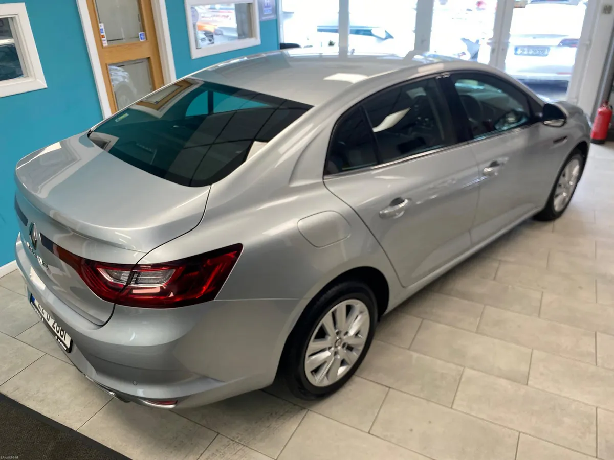 Renault Megane 1.0 TCE - Image 2