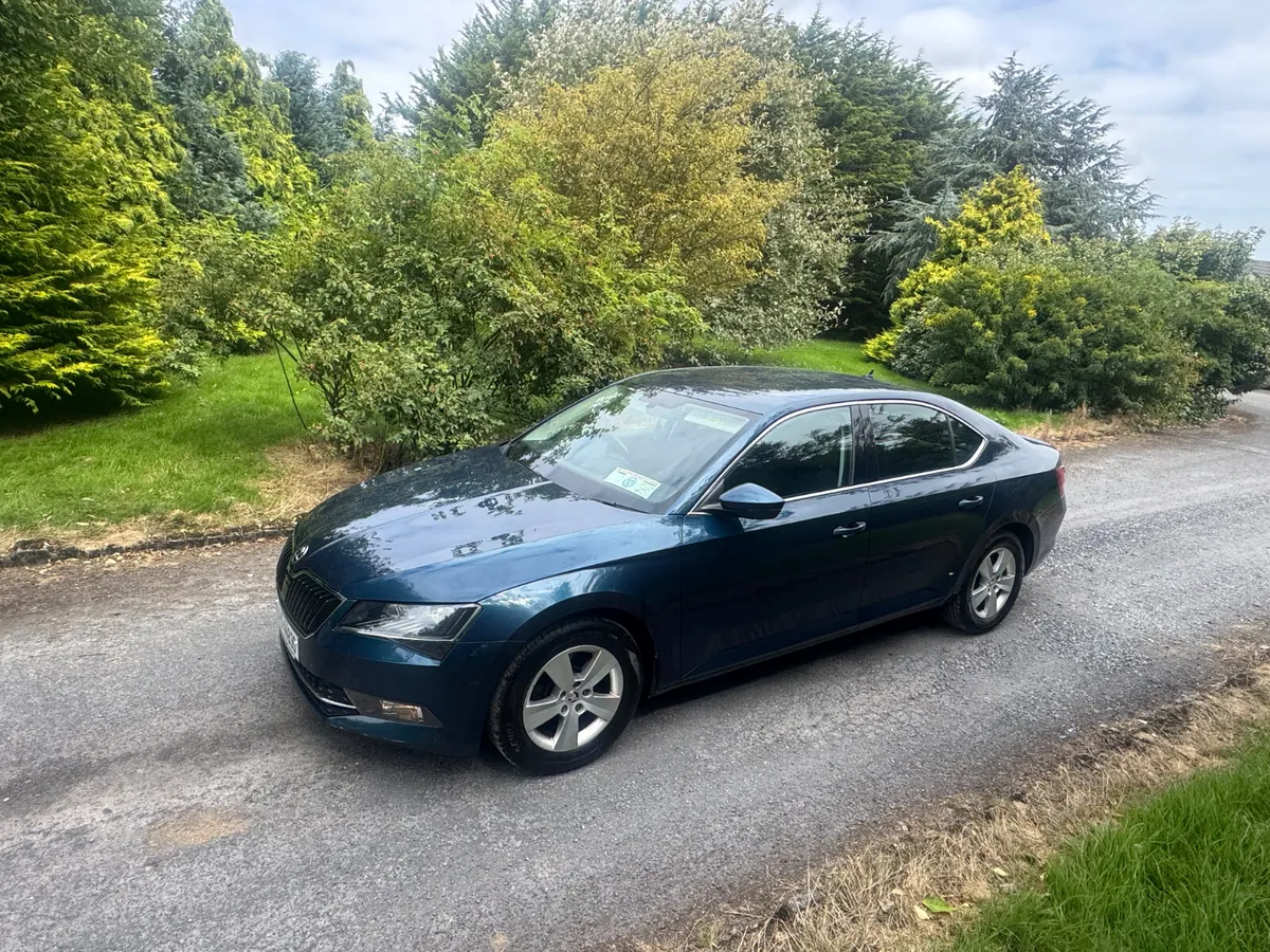 19 Skoda Superb 2.0TDI AMBITION - Image 4