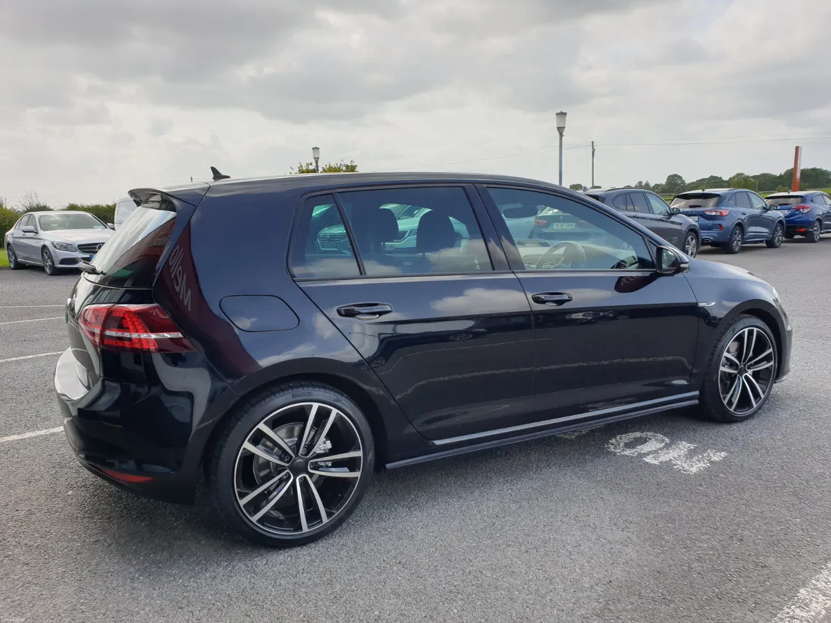 Volkswagen Golf 2.0 TDI GTD AUTO 185BPH - Image 6
