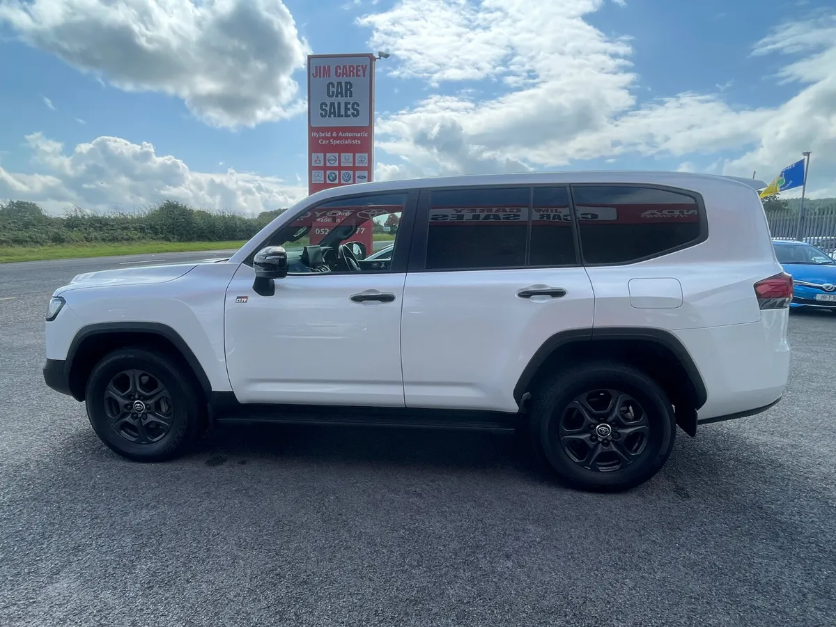 2021-1 Toyota Land Cruiser GR 2 seater commercial - Image 3