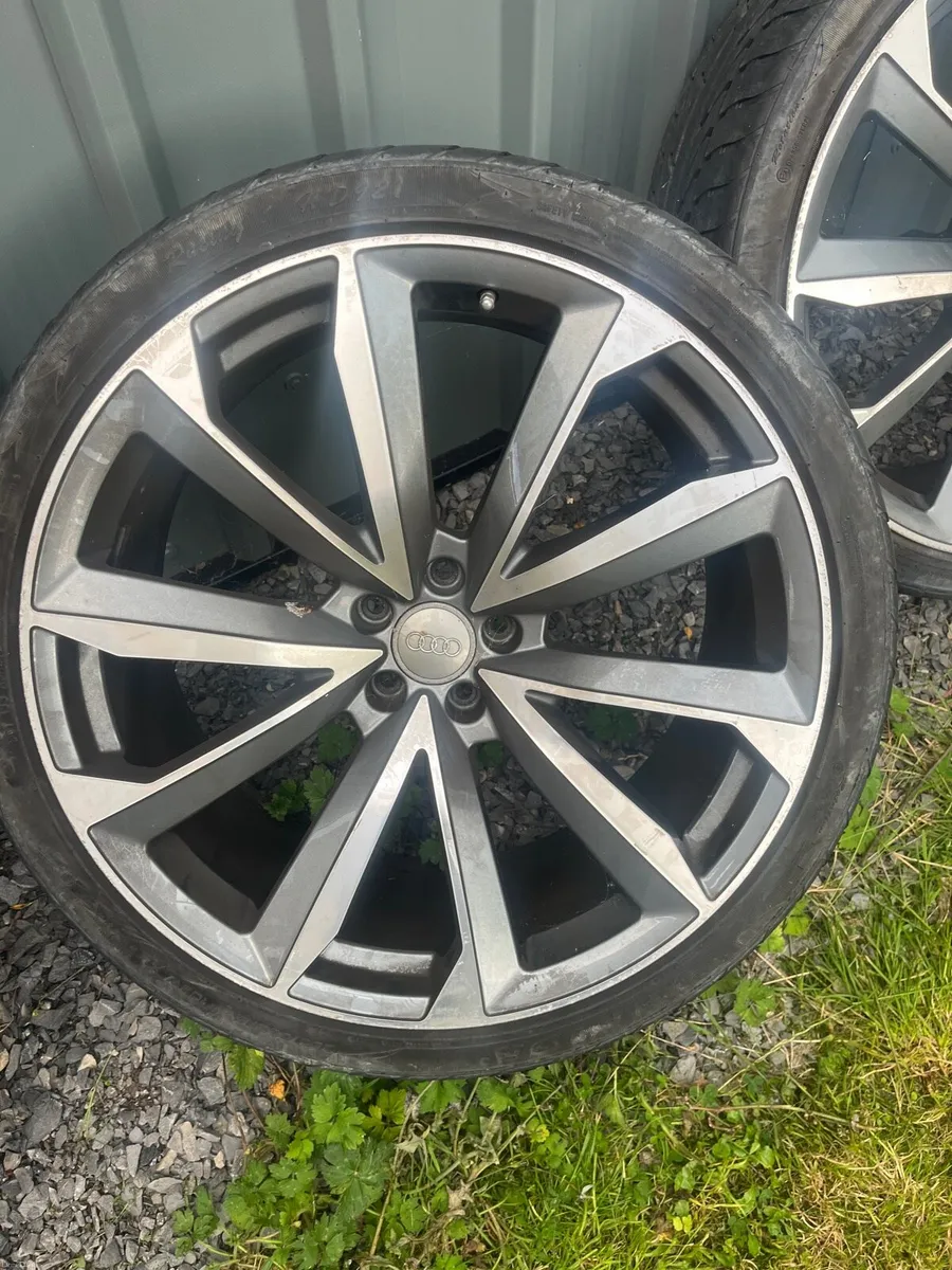 Alloy wheels - Image 1