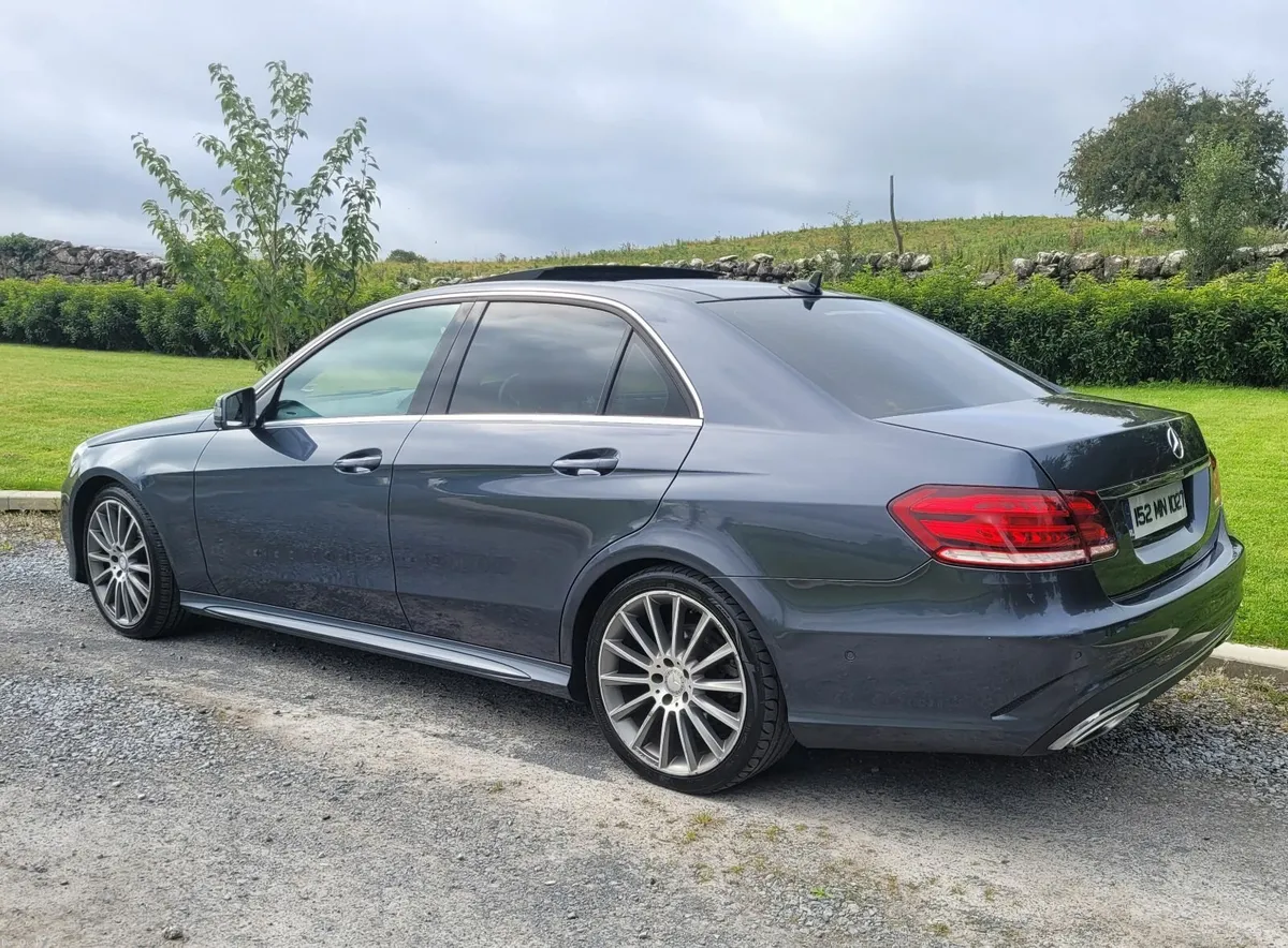 Mercedes-Benz E-Class 2015 - Image 2