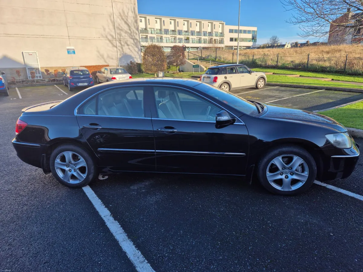 Honda Legend 2009. Automatic.  AWD. - Image 2
