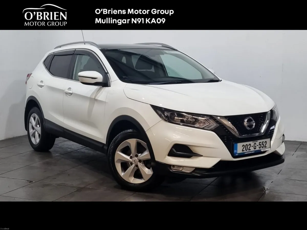 Nissan Qashqai 1.5 DSL SE **Pan Roof** - Image 1