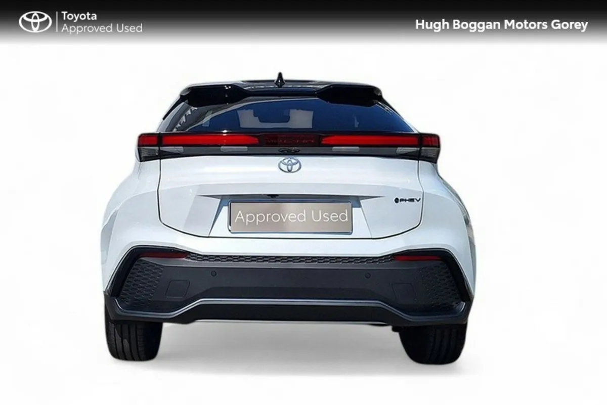 Toyota C-HR C-HR PHEV SPORT - Image 3