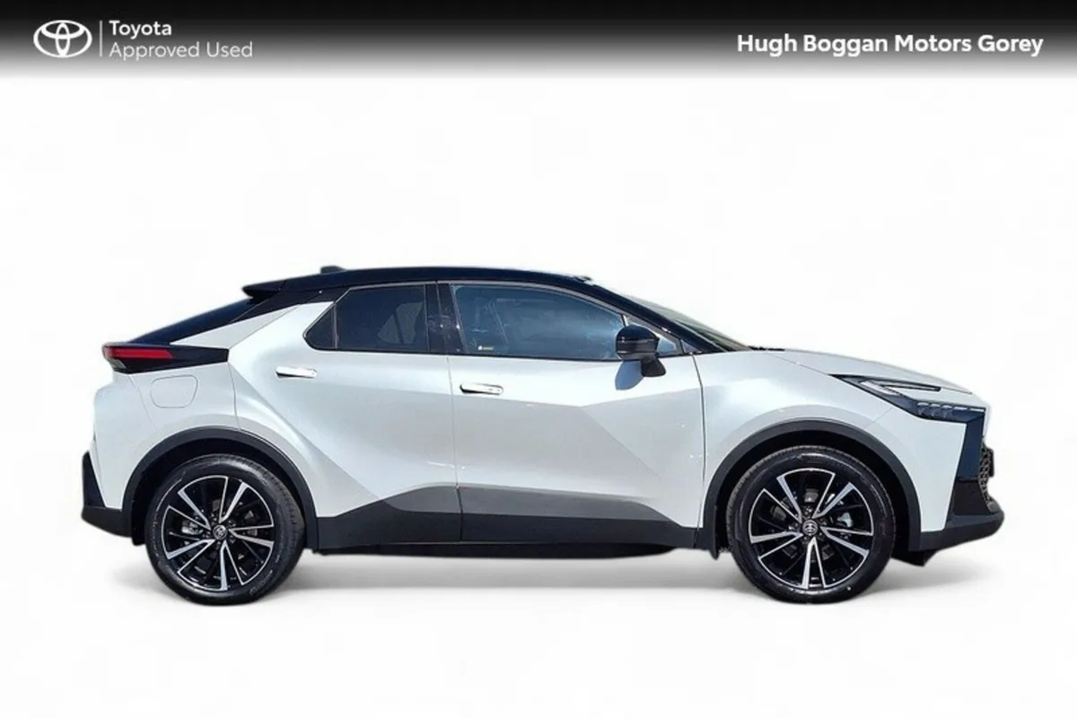 Toyota C-HR C-HR PHEV SPORT - Image 2
