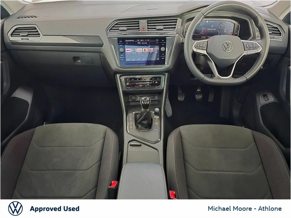 Volkswagen Tiguan 2.0 TDI 150HP Elegance Man - Image 2