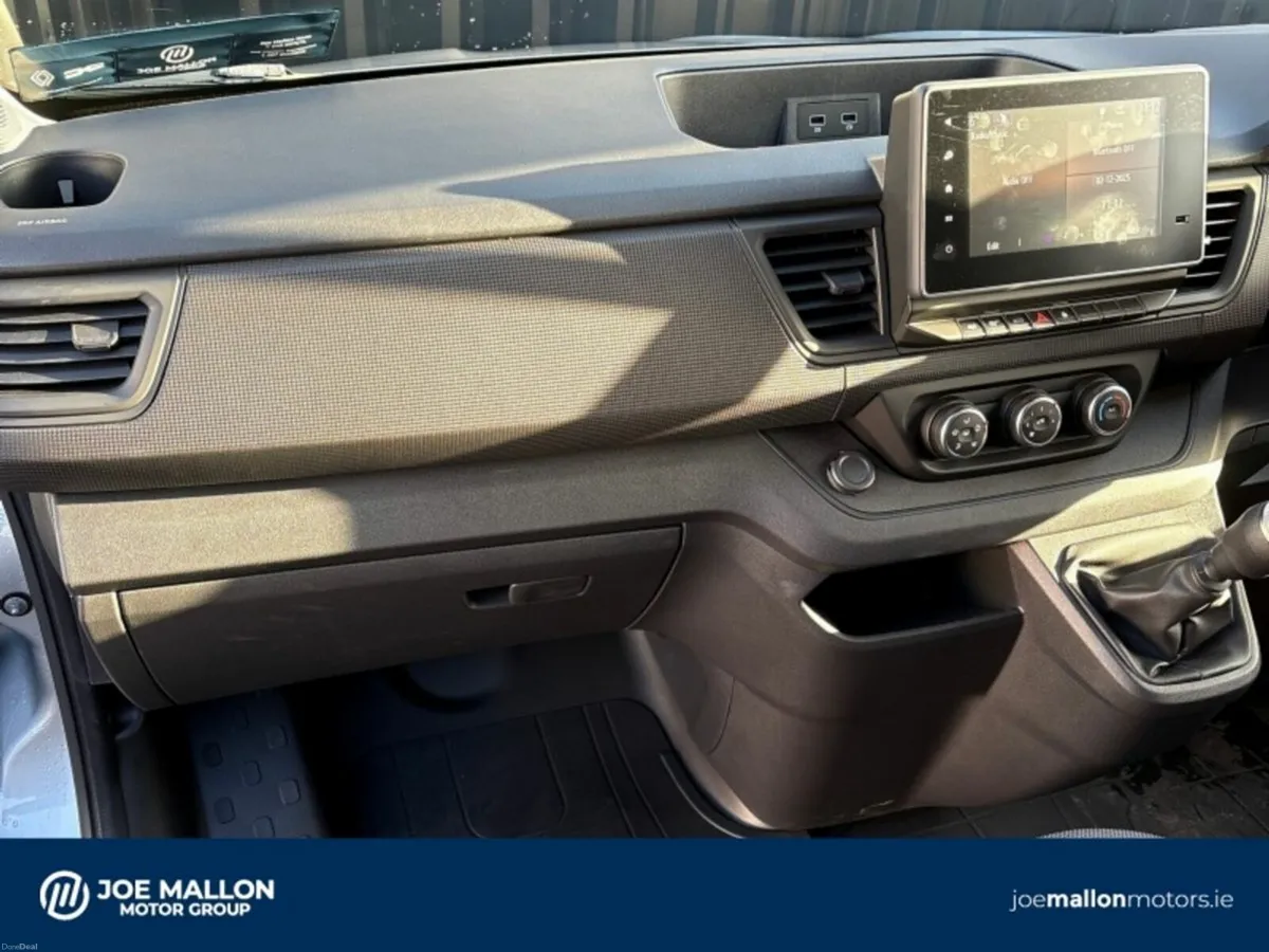 Renault Trafic TRAFIC LL30 BLUE DCI 150 ADVAN - Image 4