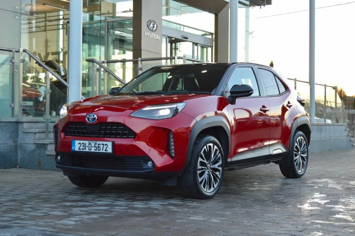 Toyota Yaris Cross 1.5 Hybrid Sol, Low Mileage - Image 1
