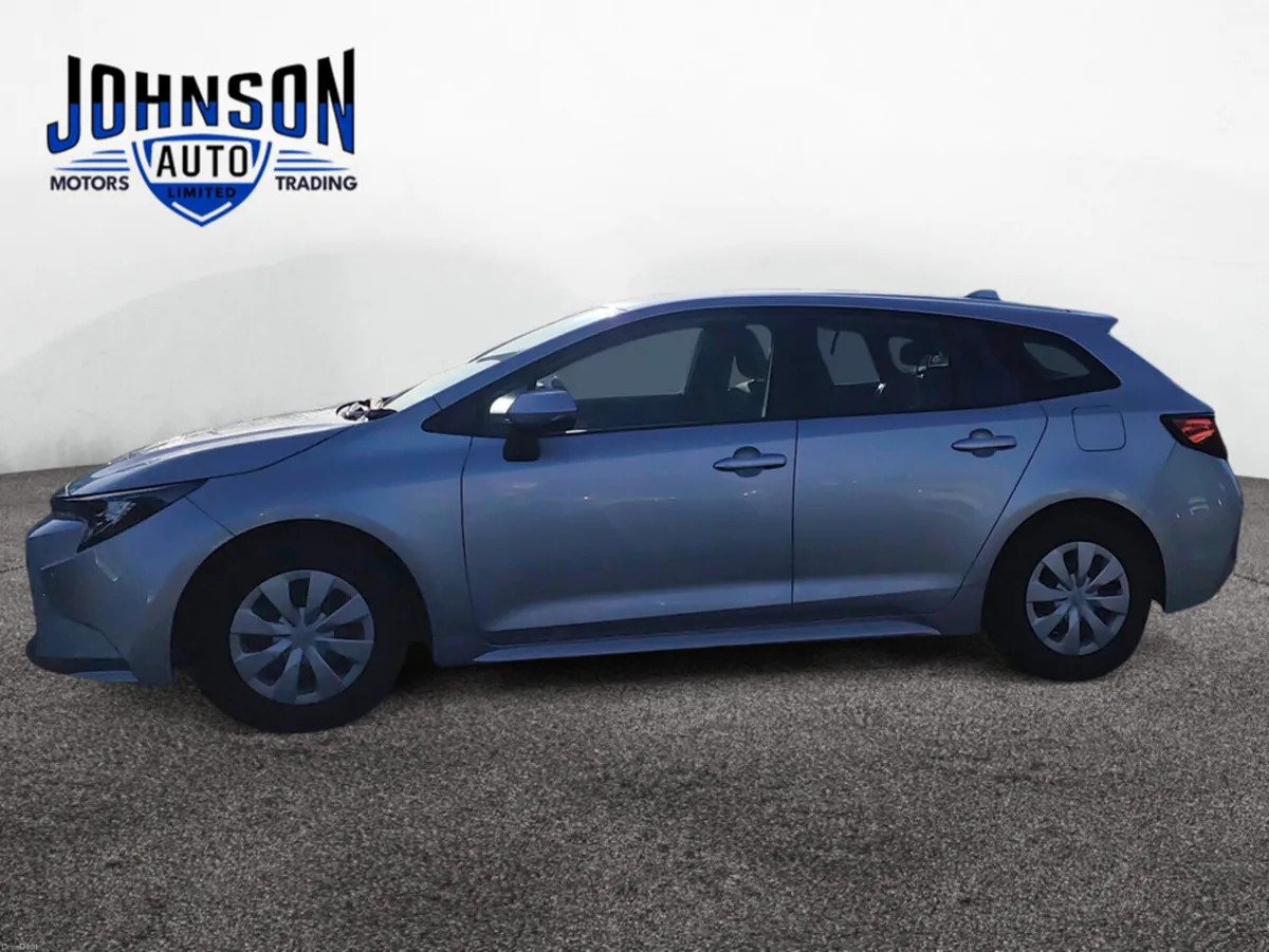 Toyota Corolla 1.8 Corolla Touring Petrol Auto - Image 2