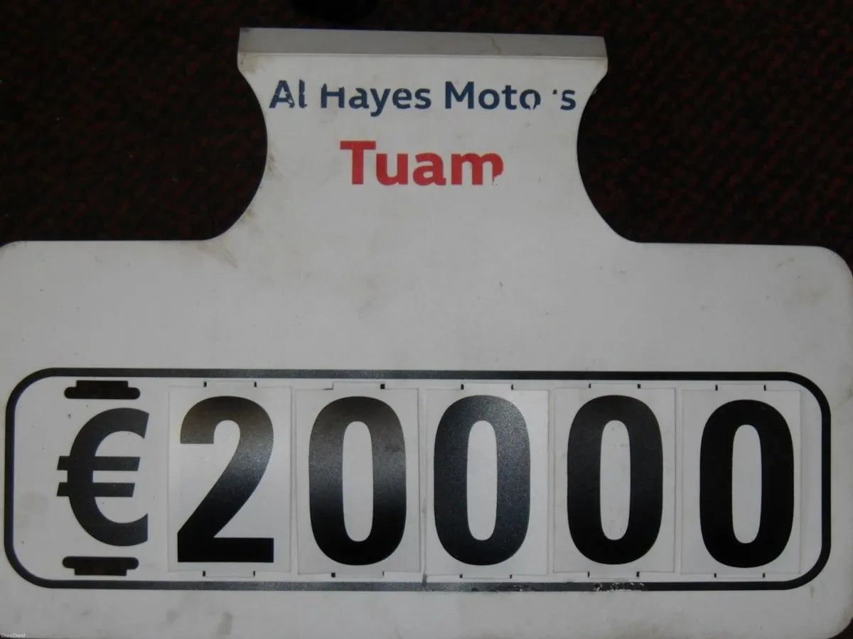 Volkswagen Golf 1.6 TDI 5DR 115HP Comfortline - Image 3