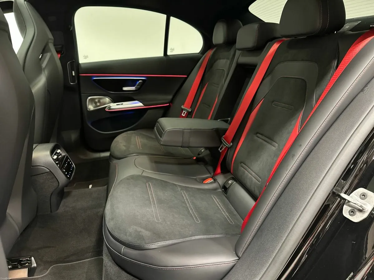Mercedes-Benz E-Class E53 AMG 4Matic PHEV - Image 4