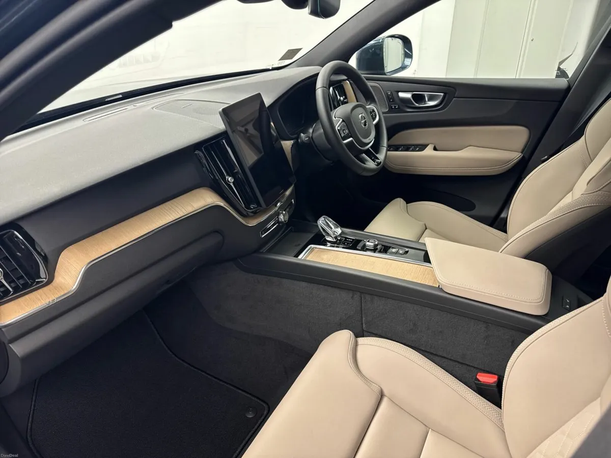 Volvo XC60 T6 PLUS BRIGHT *IN STOCK* €175 P/W ON P - Image 4