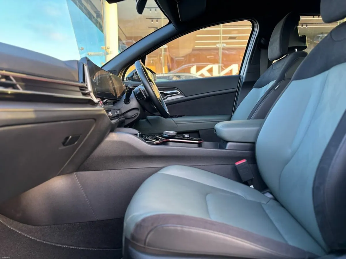 Kia Sportage 1.6 Plug in hybrid - Image 2