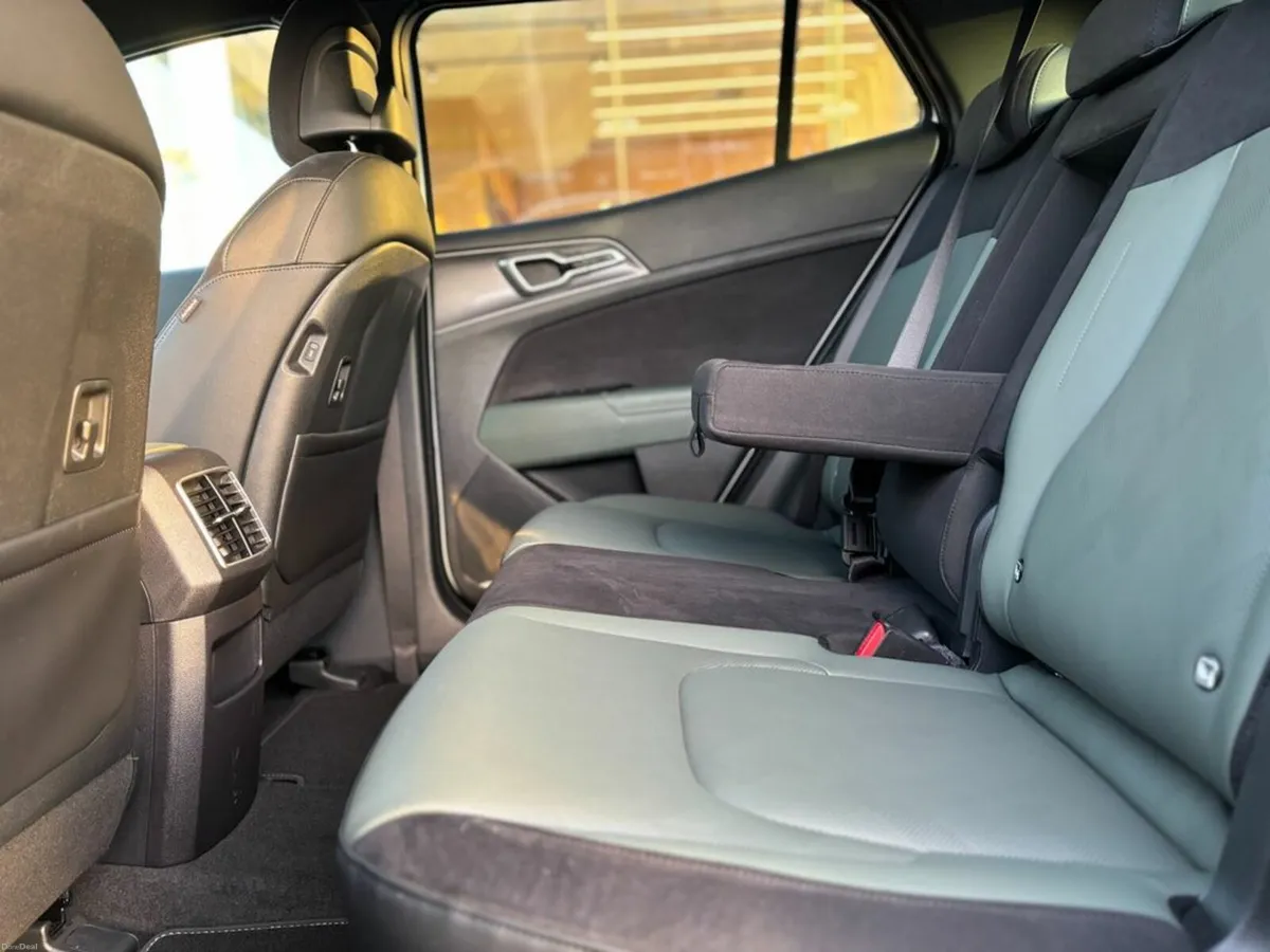 Kia Sportage 1.6 Plug in hybrid - Image 4