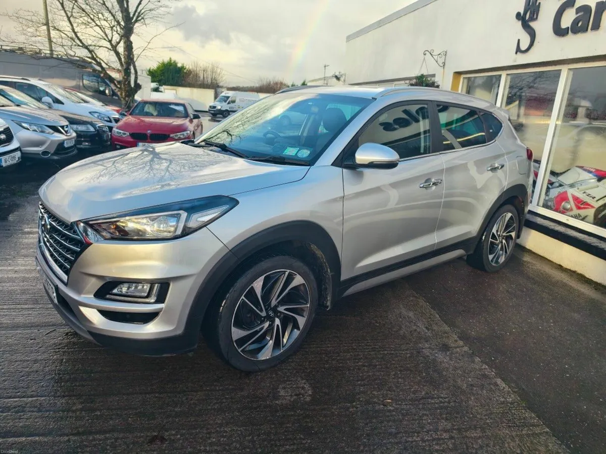 Hyundai Tucson 2WD Executive Plus - Image 4