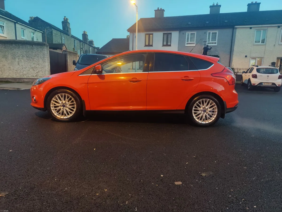 Ford Focus 142 - Image 2