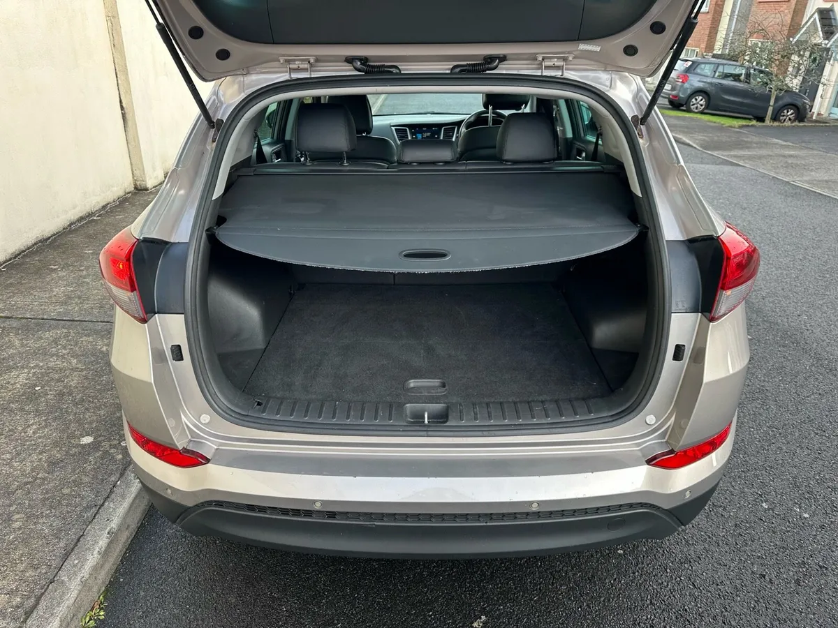 Hyundai Tucson 162 Executive / High Spec - Image 4
