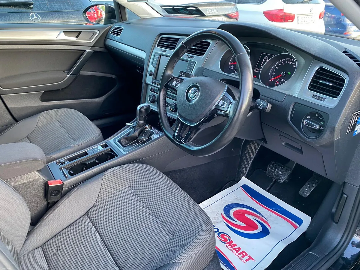 Volkswagen Golf Auto - Image 5