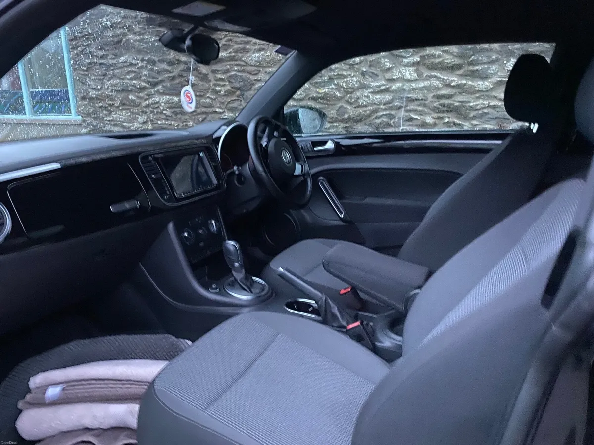 Volkswagen Beetle 2016 - Image 4