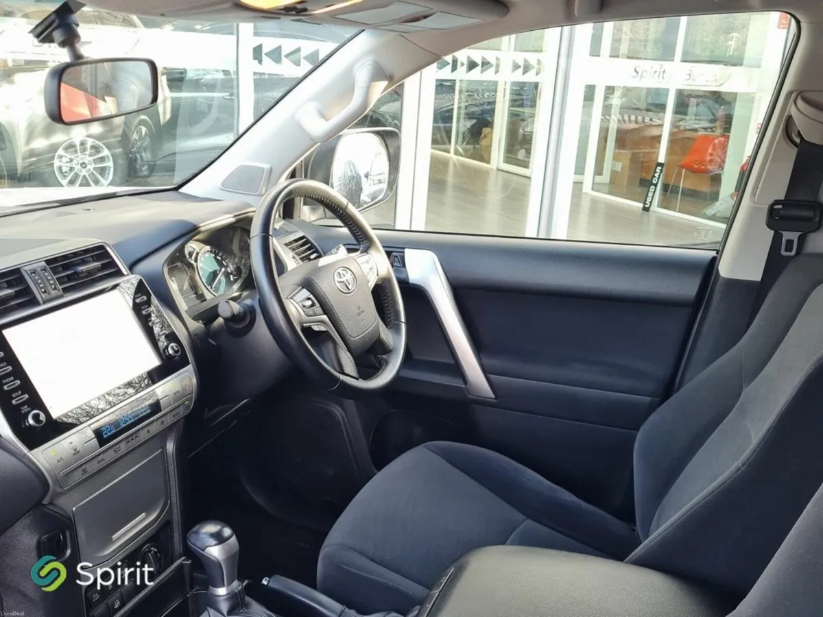 Toyota Land Cruiser LAND CRUISER LWB AUTO - Image 3