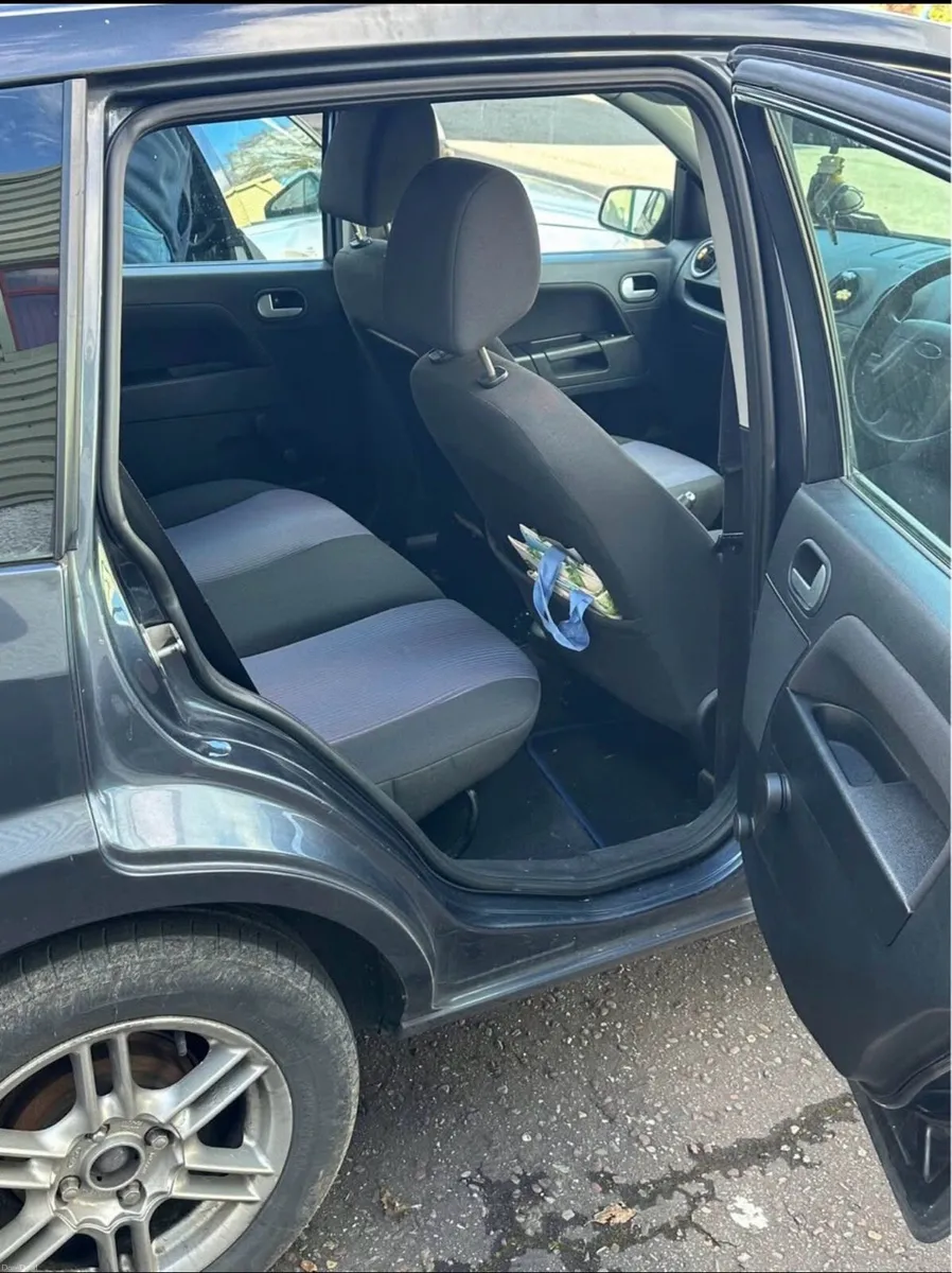 Ford fusion 1.4 diesel low km - Image 4