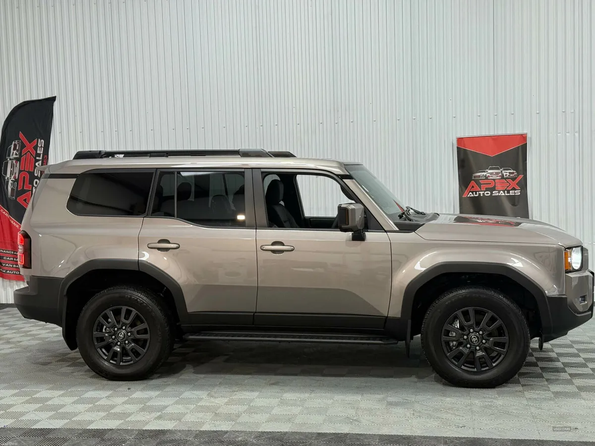 Toyota Land Cruiser 2.8 diesel 7 seater - Image 6