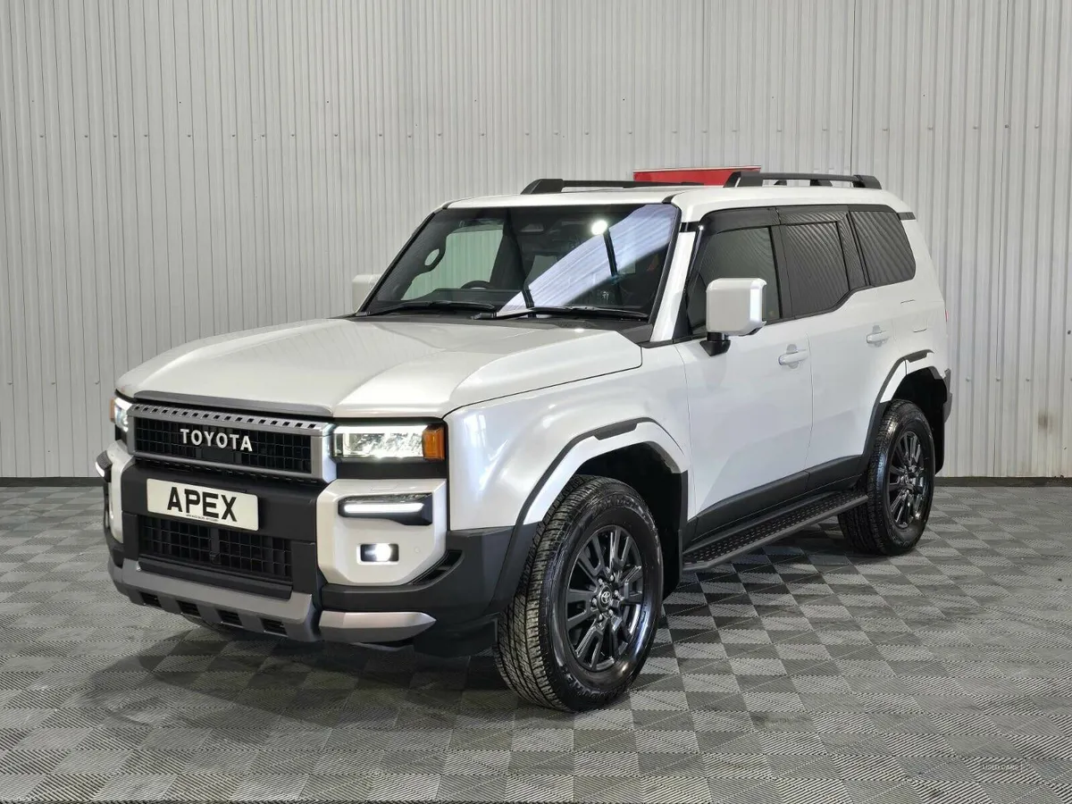 Toyota Land Cruiser 2.8 diesel 7 seater - Image 4