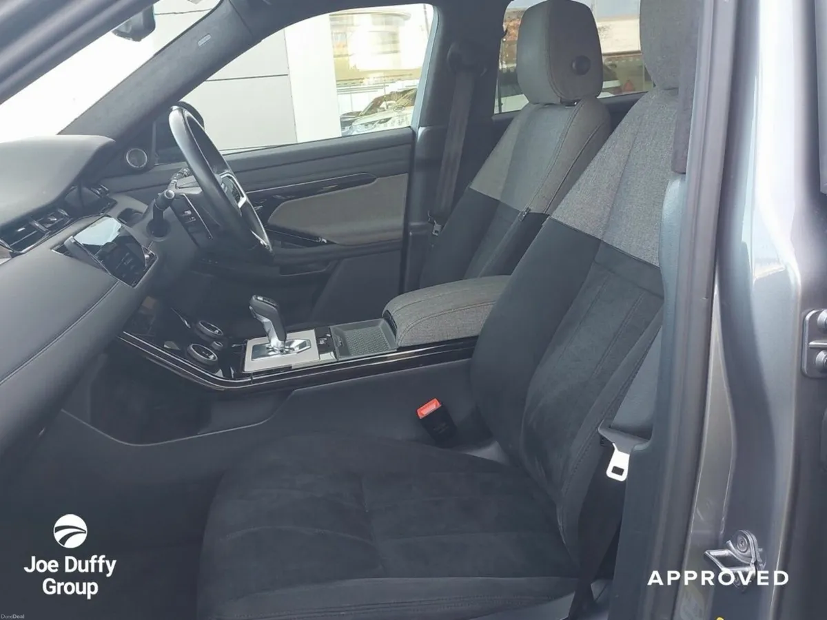 Land Rover Range Rover Evoque Autobiography  P300 - Image 4