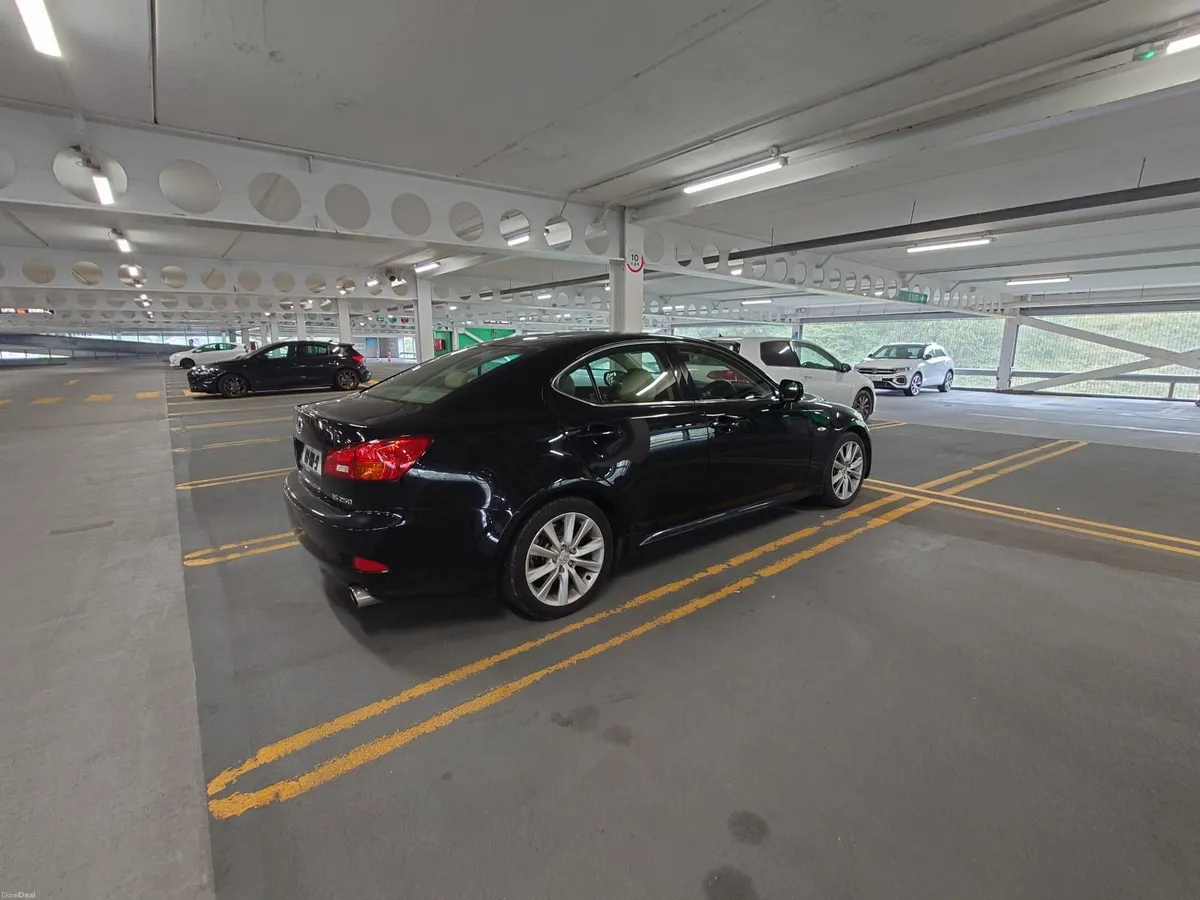 Lexus IS250 2008 6-Auto Very Clean Great Condition - Image 3