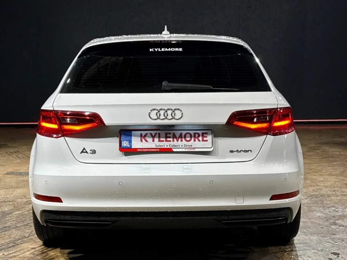 Audi A3 E-TRON 1.4L TFSI HYBRID AUTOMATIC - ELECTR - Image 4