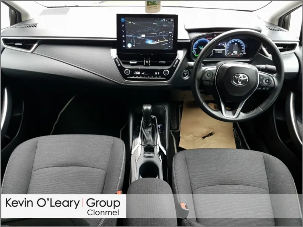 Toyota Corolla 1.8 Hybrid Luna Sport Saloon - Image 3