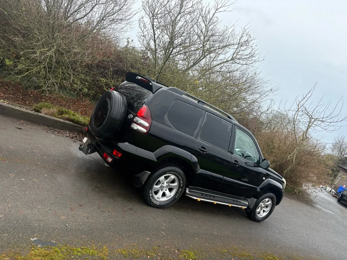 Toyota Landcruiser - Image 3