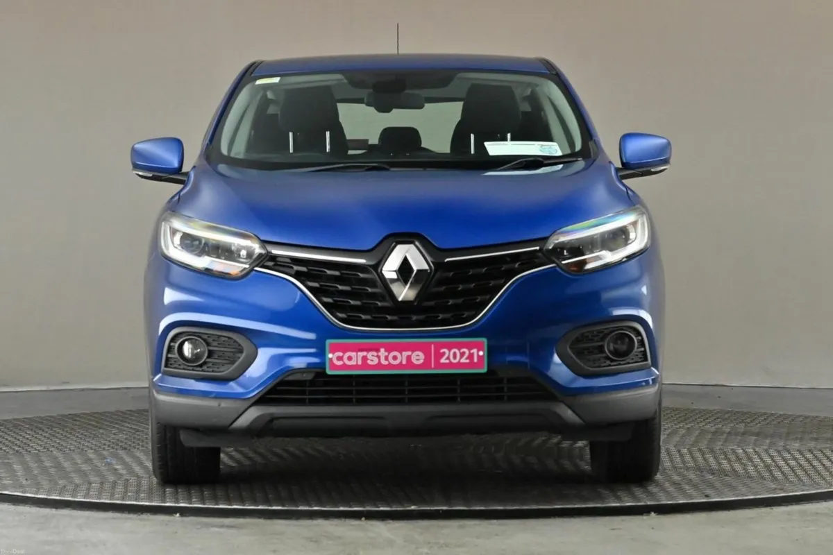 Renault Kadjar 1.5 DIESEL 6SPD PLAY BLUE** - Image 2