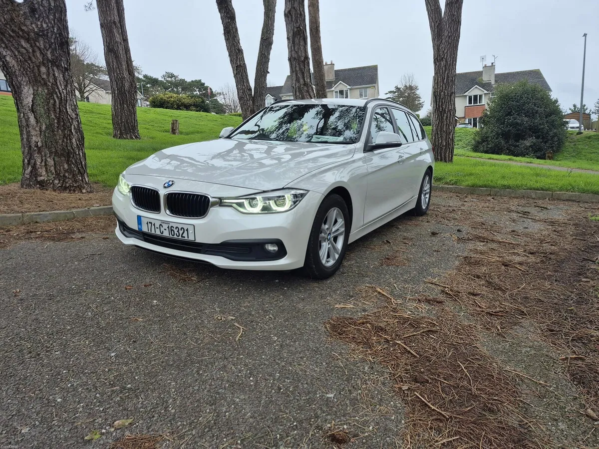 BMW 3 - Image 2