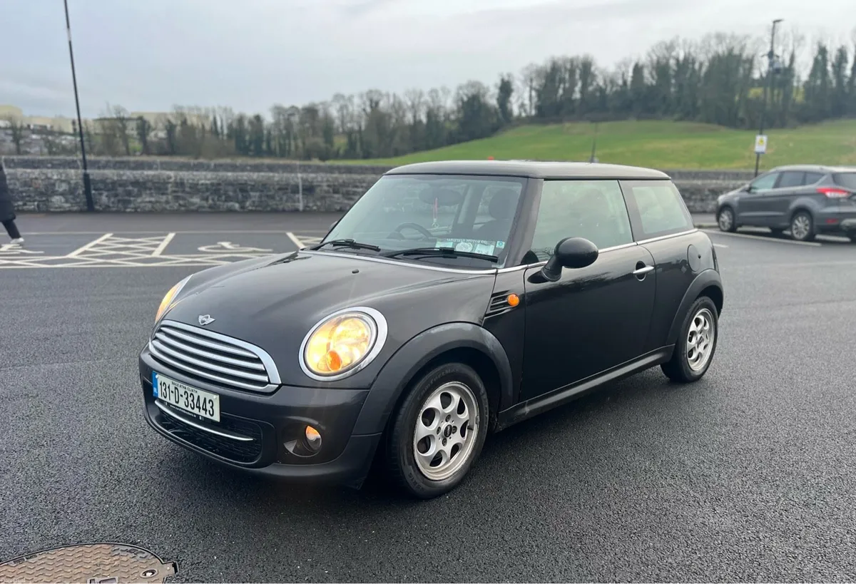 131 Mini Cooper D 1.6 Diesel with fresh NCT - Image 2