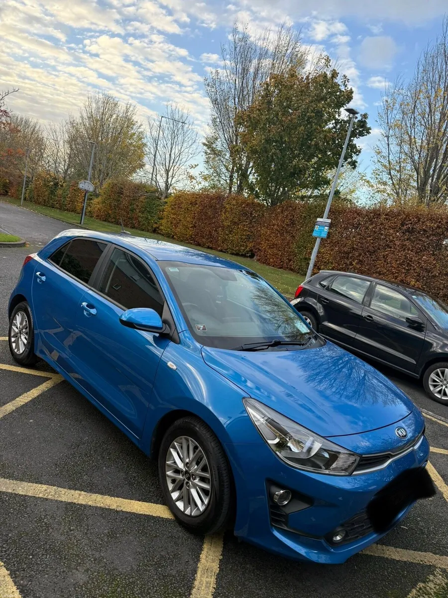 Kia Rio 2021 - Stunning condition - A perfect city - Image 3