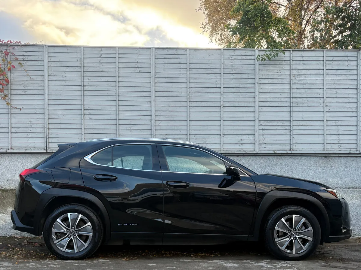 Lexus UX 2023 UX 300E / FULL LEXUS HISTORY - Image 2