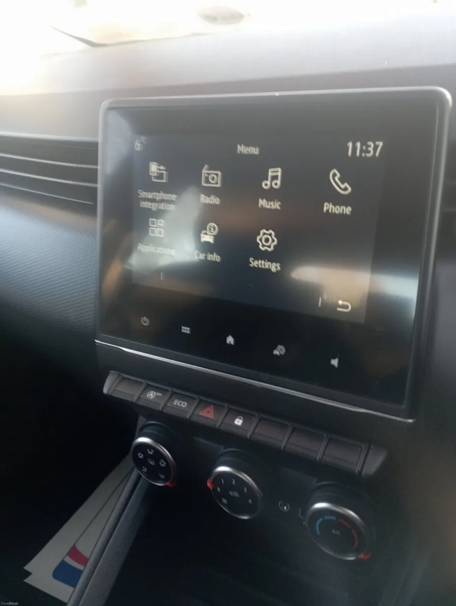 Renault Clio - Image 4