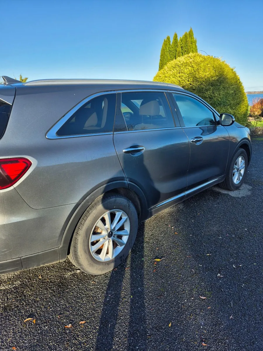 Kia Sorento 2018 - Image 4
