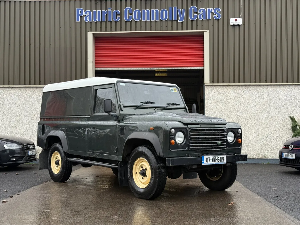 Land Rover Defender 2007 - Image 1