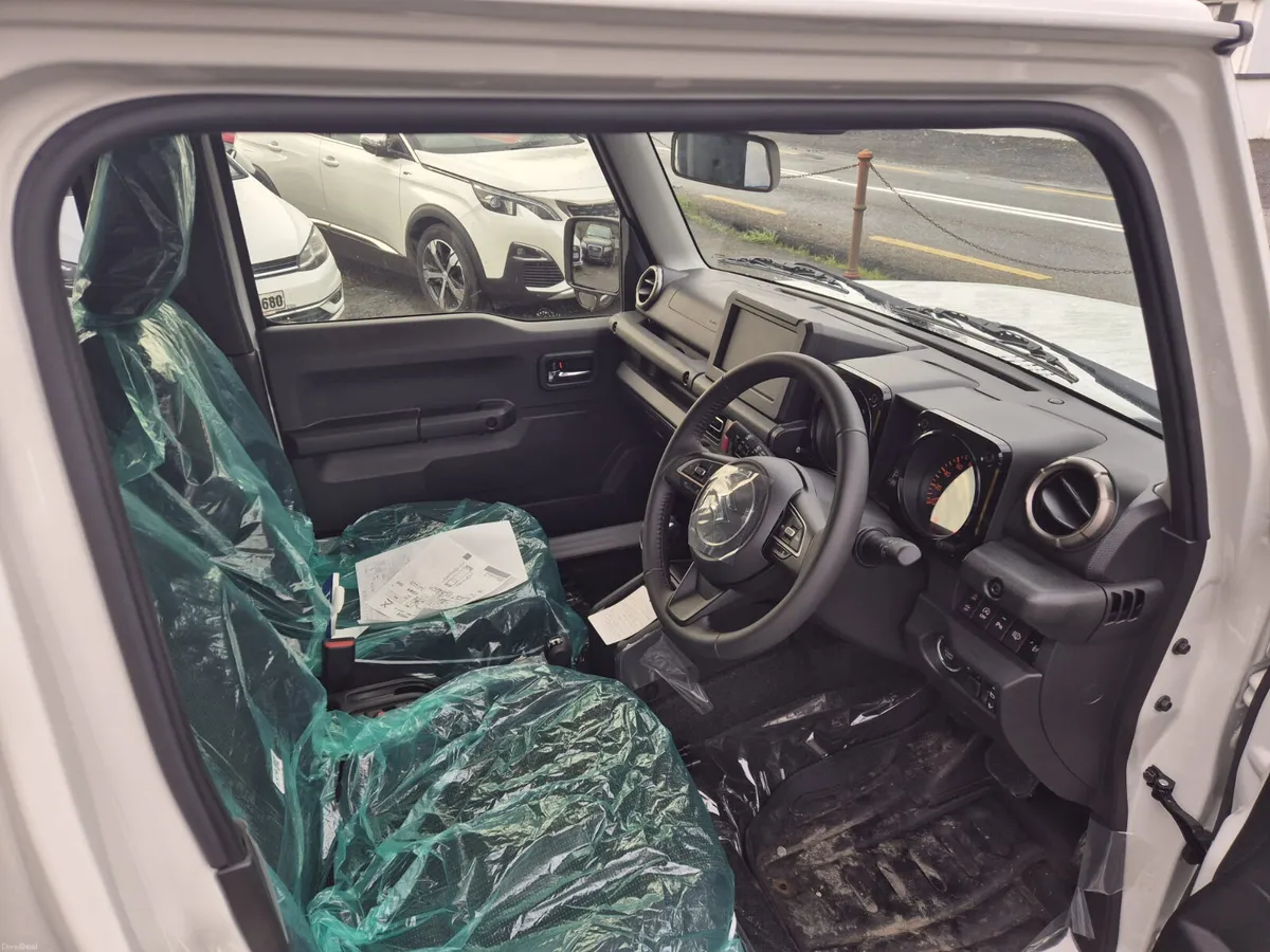2025 SUZUKI JIMNY NOMADE 5DR AUTO - Image 2