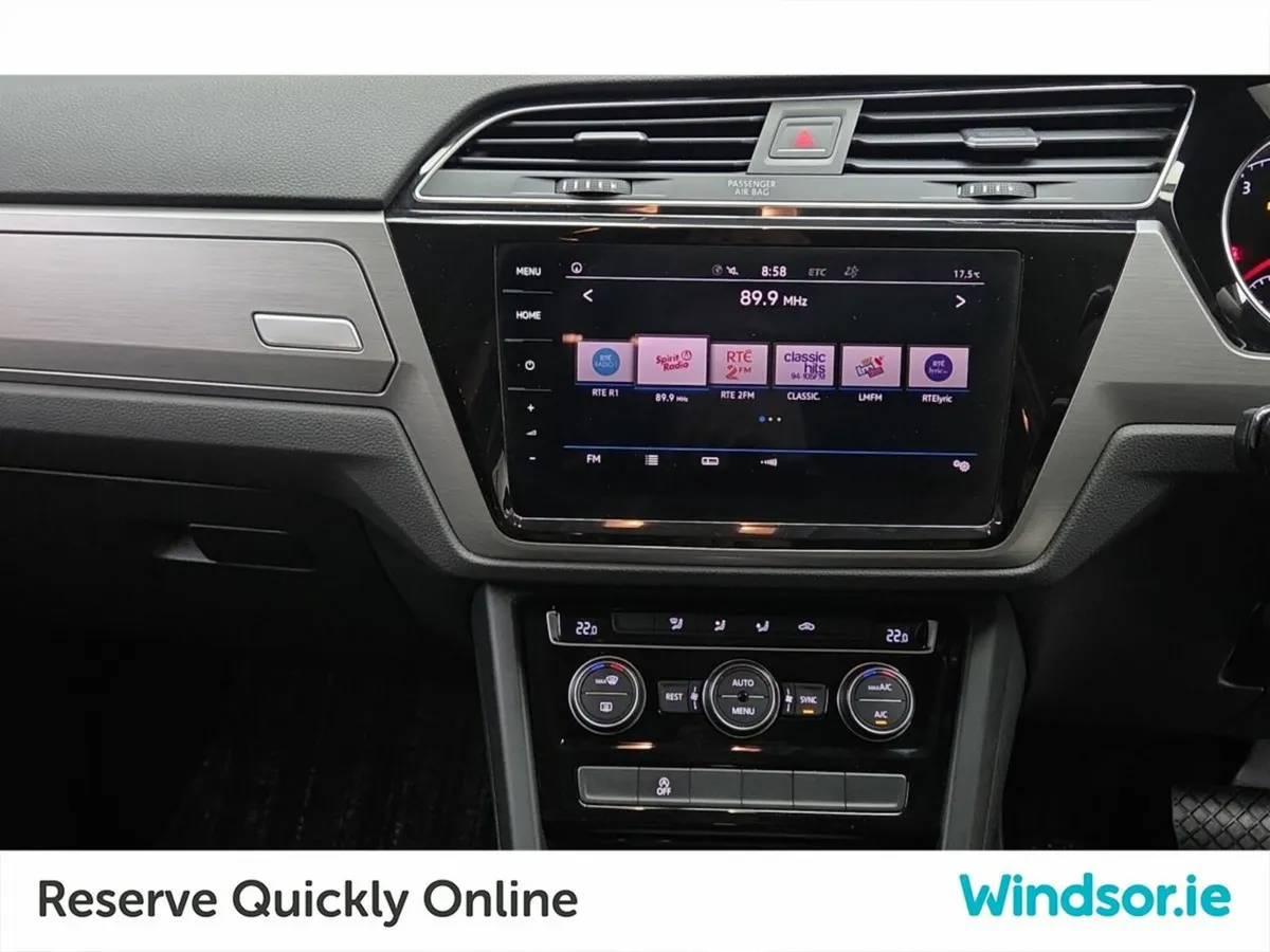 Volkswagen Touran 1.4 TSI Comfortline DSG 7 Seater - Image 4
