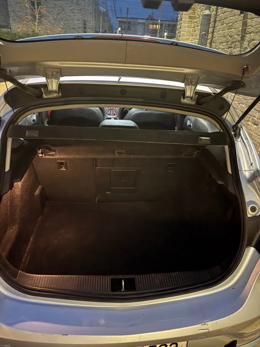 Vauxhall Astra 2015 - Image 3
