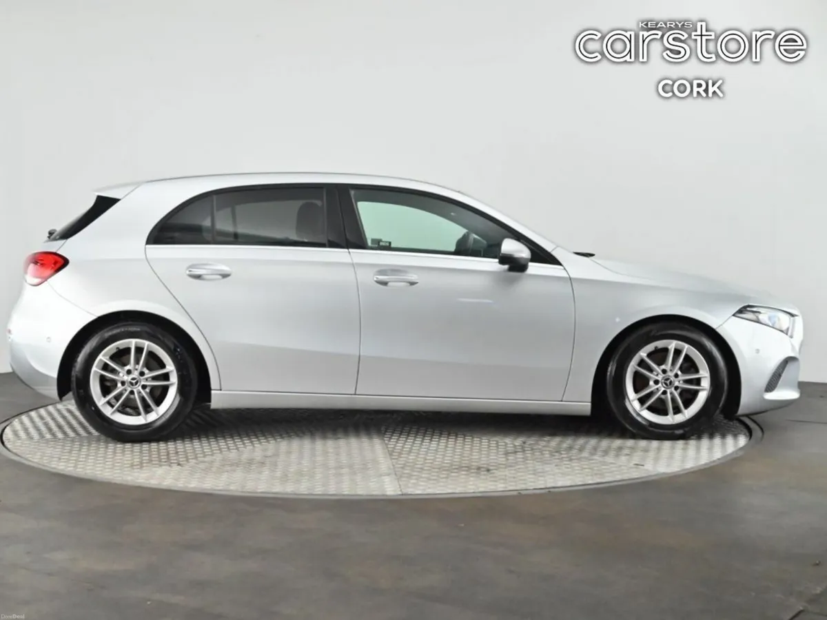 Mercedes-Benz A-Class 1.4 A180 A/T Saloon - Image 2