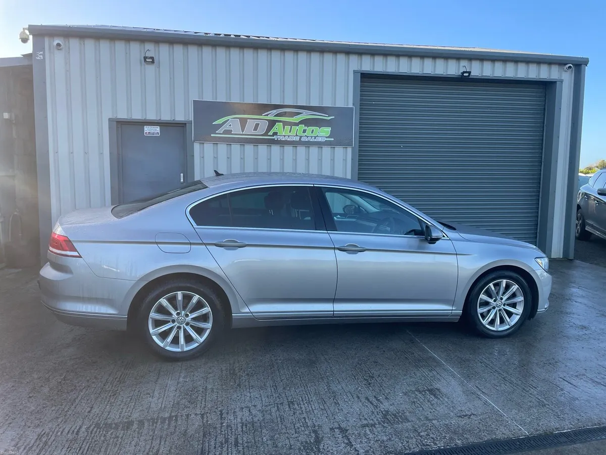 Volkswagen  Passat 2.0 DIESEL - Image 3