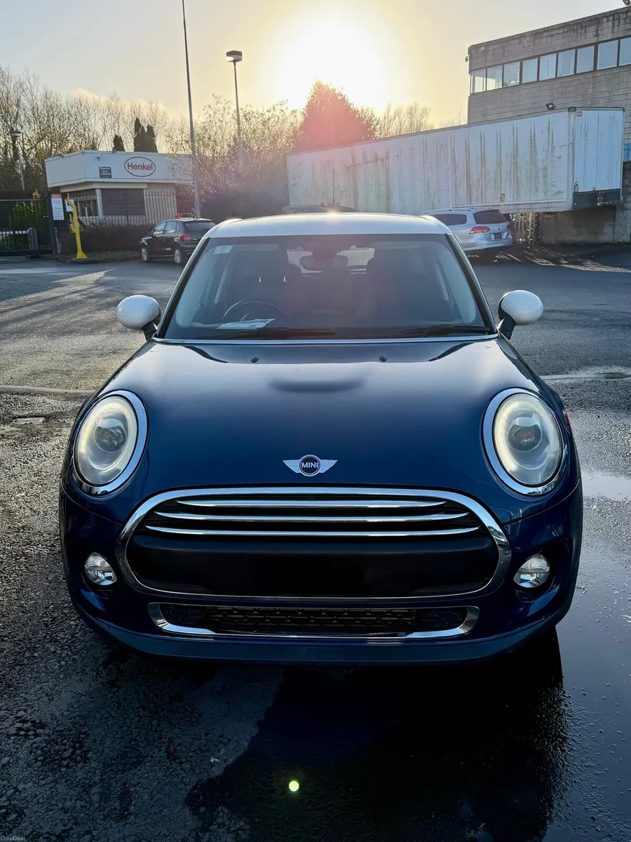 Mini Cooper 2017 - Image 1