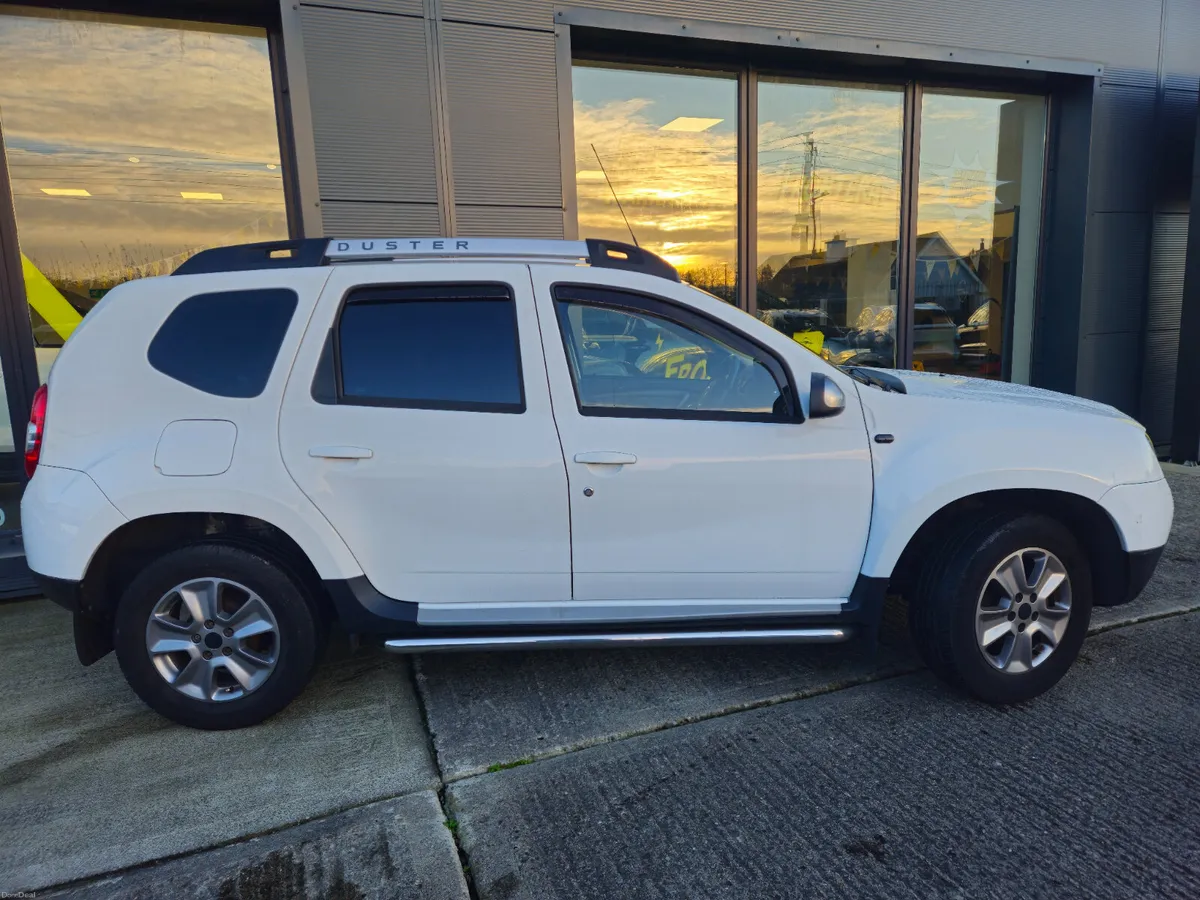 Dacia Duster 1.5 Diesel - Image 3