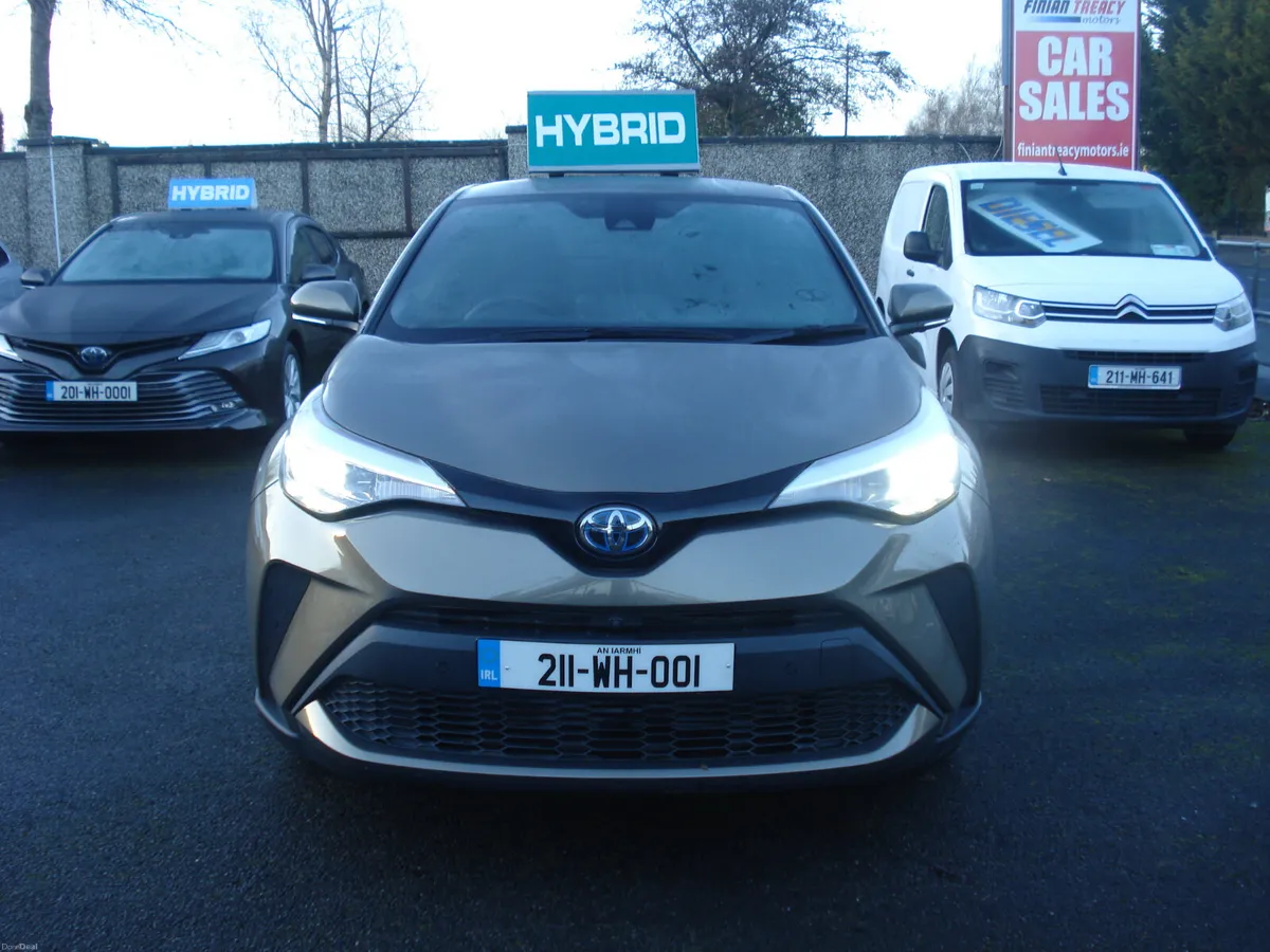 2021 Toyota CHR HYBRID - Image 3