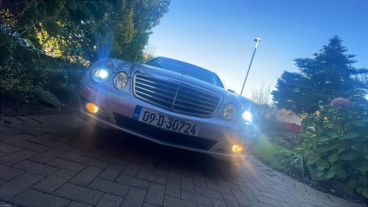 Mercedes E220 cdi - Image 2